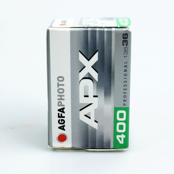 Чорно-біла фотоплівка AGFA photo APX 400/36 / в магазині AGFA photo 400/36 фото