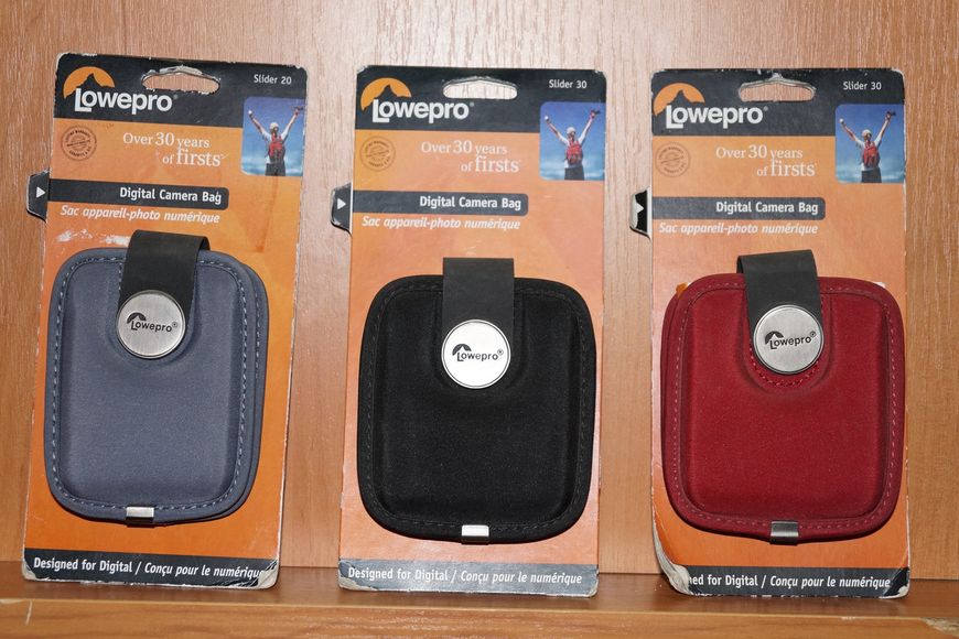 Сумка - чохол Lowepro Slider 30 Black, Red, Gray 70025699 фото