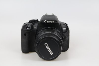 Дзеркальний фотоапарат Canon EOS 650D Kit 18-55 mm F/3.5-5.6 IS II б/у 1696539340 фото