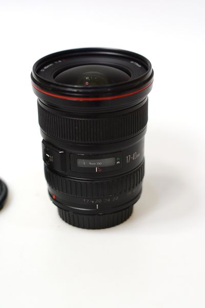 Объектив Canon EF 17-40mm f/4L USM Б/У / в магазині Киів 907985744 фото