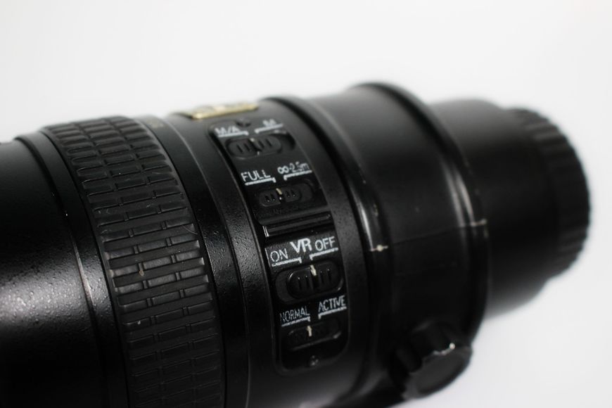 Объектив Nikon ED AF-S VR-Nikkor 70-200mm 1:2.8G б/у / В магазине 1581013455 фото